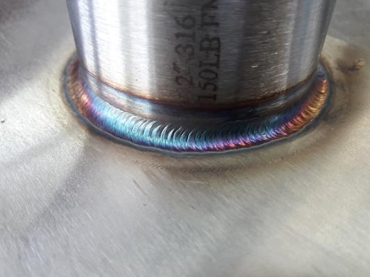 6833879ef3686