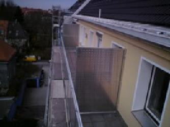 6833910e7546d