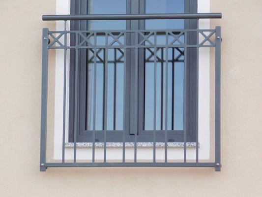 MJ Metall u. Edelstahlverarbeitung , Gebäudereinigung , Glas u. Fassadenreinigung