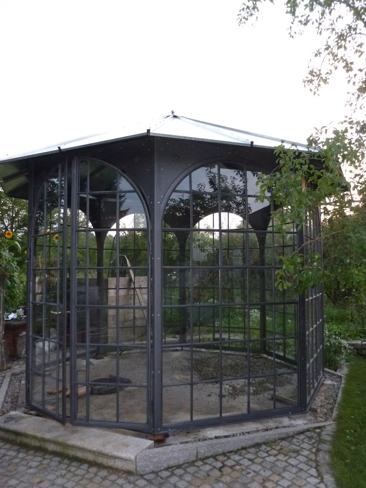 6833966664767