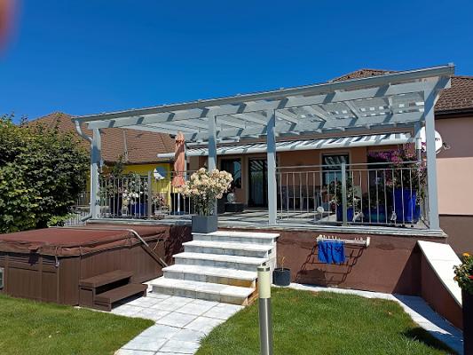 Metallbau Weiss GmbH & Co KG