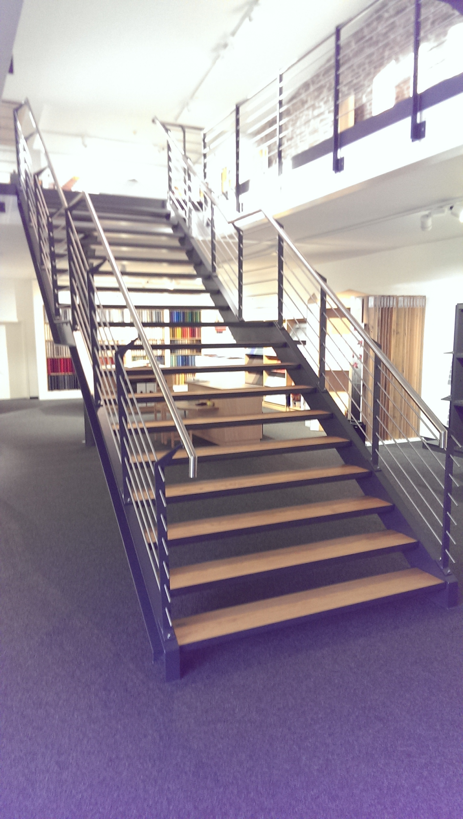6833a01719b7e