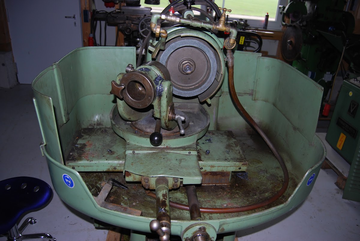 6833a2afcf067