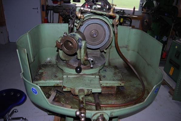 6833a2afcf067