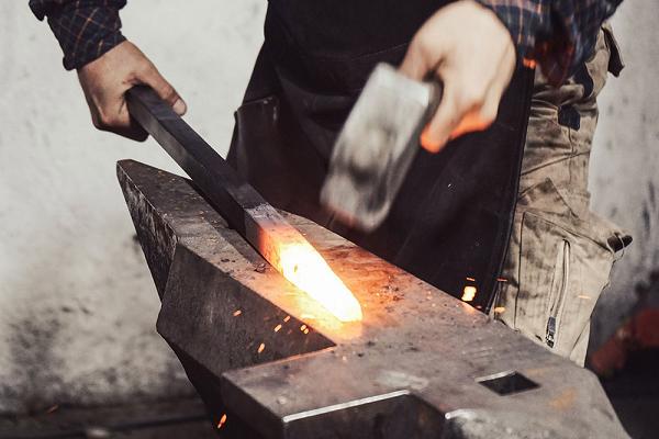 HEREWEMETAL - Schmiede für starke Werkstücke