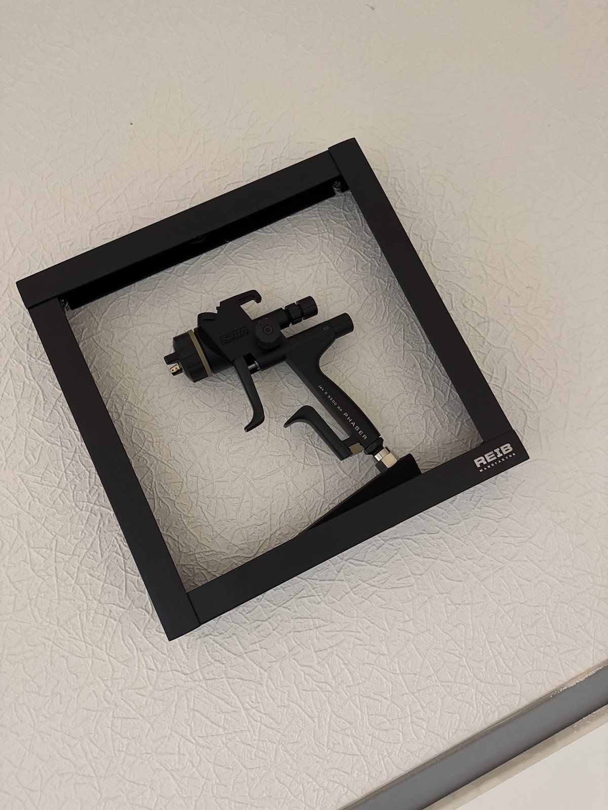 6833b0f04e00f
