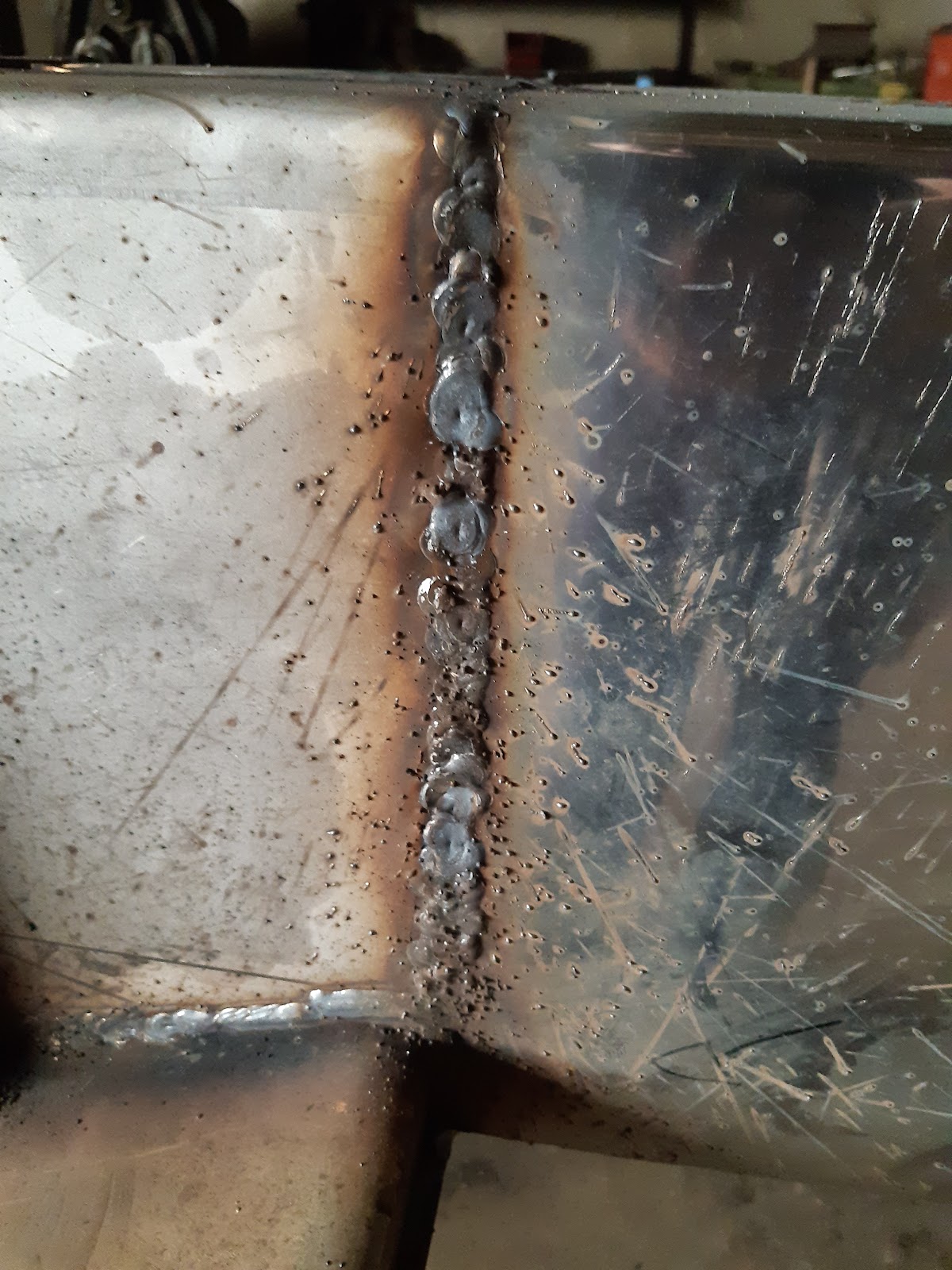 6833b30959453