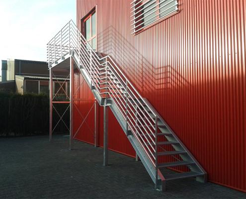 6833b35860222