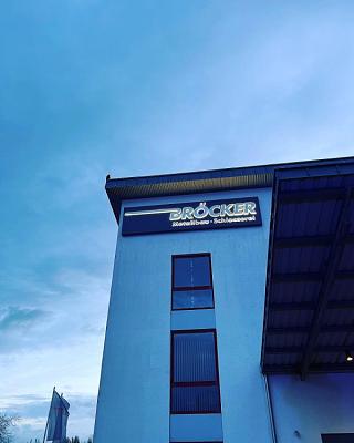 Bröcker Metallbau GmbH, Schmiede, Schlosserei, Maschinenbau