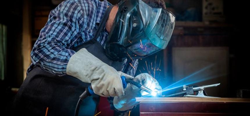 J. Schiefer Stahl- und Metallbau