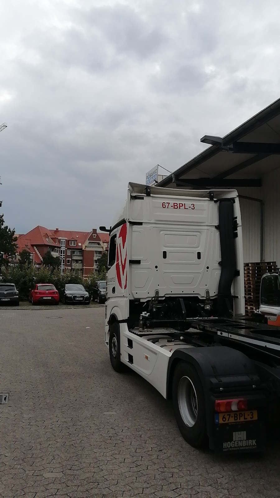 6833ba8ec3ec7