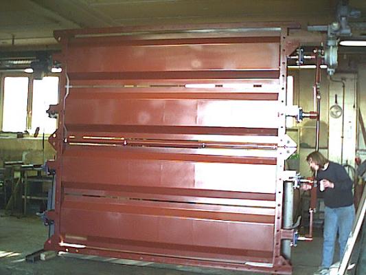 6833bec8ec595