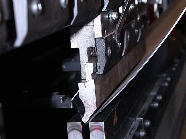 6833cb5672370