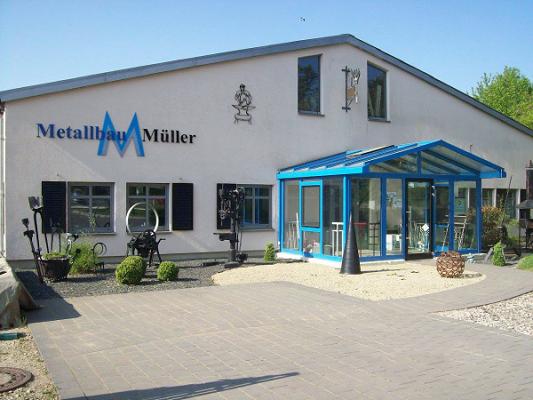 Metallbau Müller Föhren | Geländer, Balkone & Terrassendächer