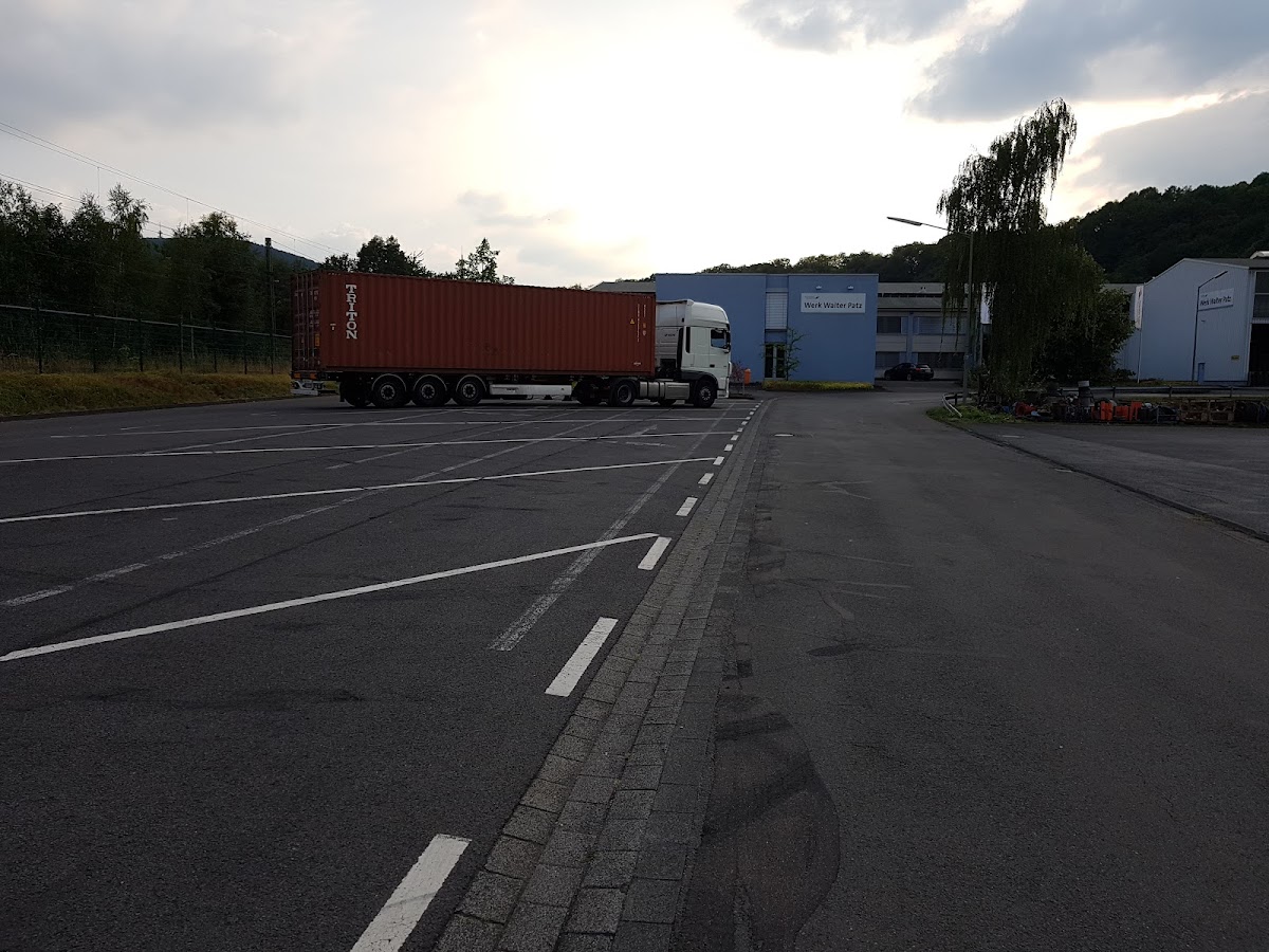 6833d137e066b