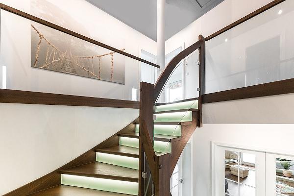 Holzwelten Schlosser GmbH/ Tischlerei - Holzbau - Treppenbau