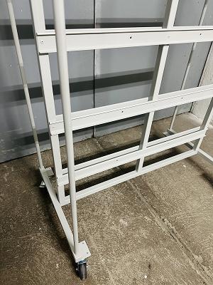 6833336f8daf6