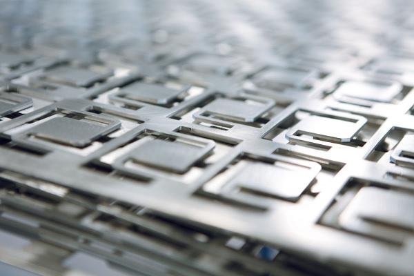 ADLER Competence GmbH & Co. KG