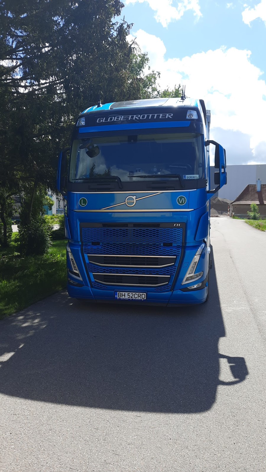6833818d1a932